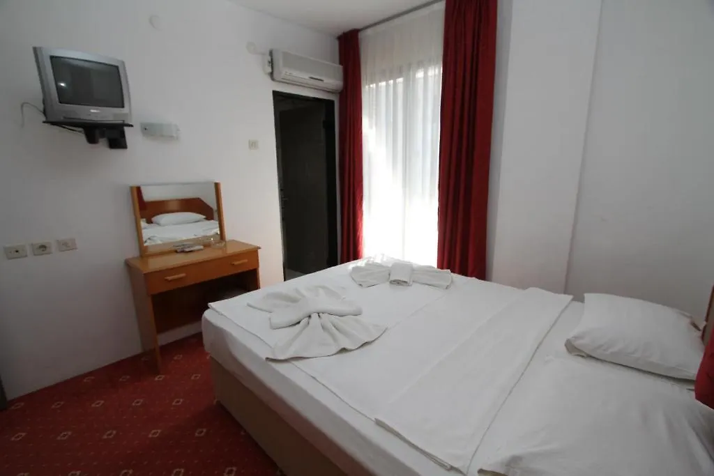 Kanarya Otel Çeşme 3*,  Turkiet