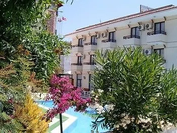 Kanarya Otel Cesme