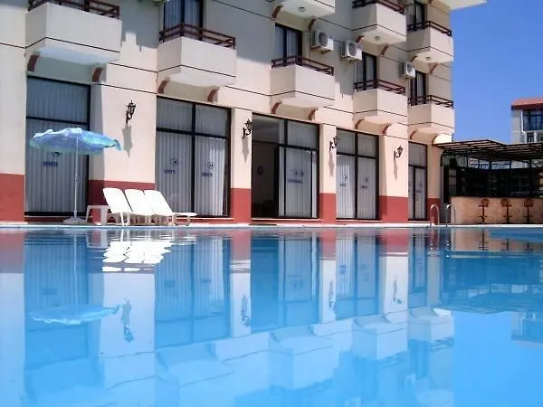 Hotel Kanarya Otel Cesme