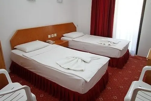 Kanarya Otel Çeşme